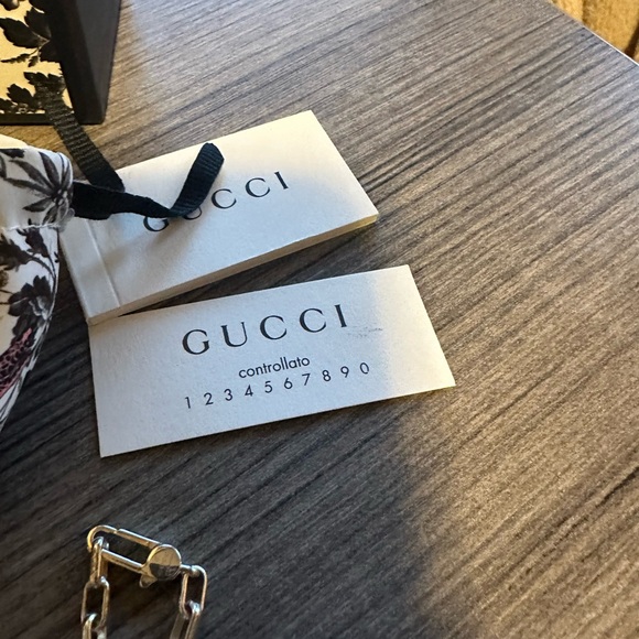 Like New Gucci Sterling Silver Interlocking Pendant Bracelet - Picture 7 of 10